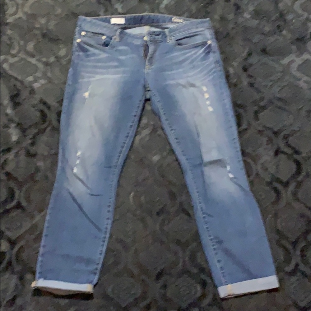 Gap distressed skinny jeans size 12